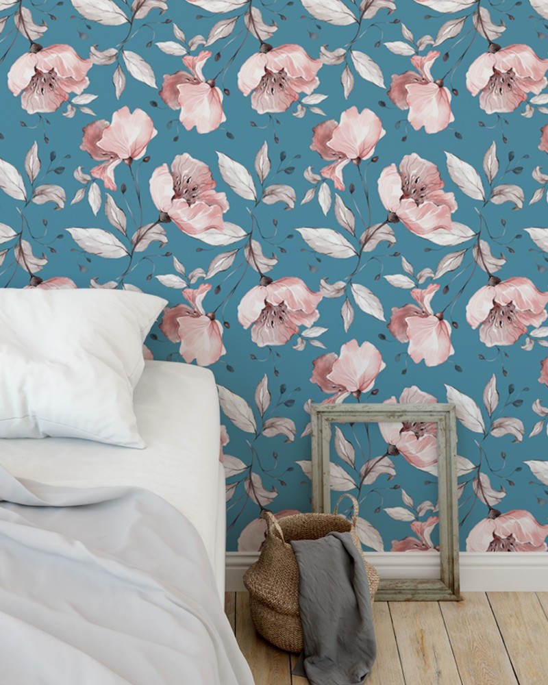 Papel de Parede Floral Tons de Rosa e Fundo em Azul Nórdico